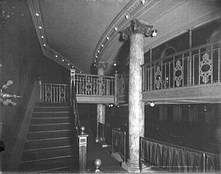 Temple Theatre - Old Interior Shot (newer photo)